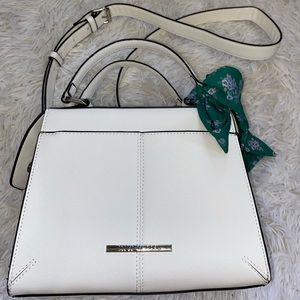Steve Madden white purse with green bow